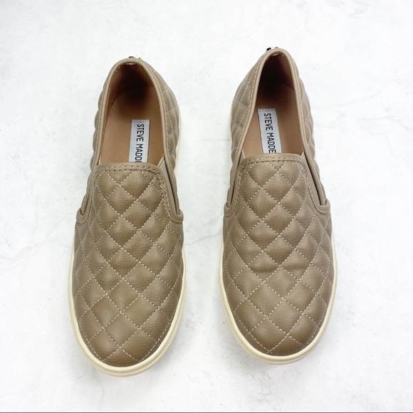 [Steve Madden] Tan Quilted Slip-On Sneakers - Picture 4 of 5